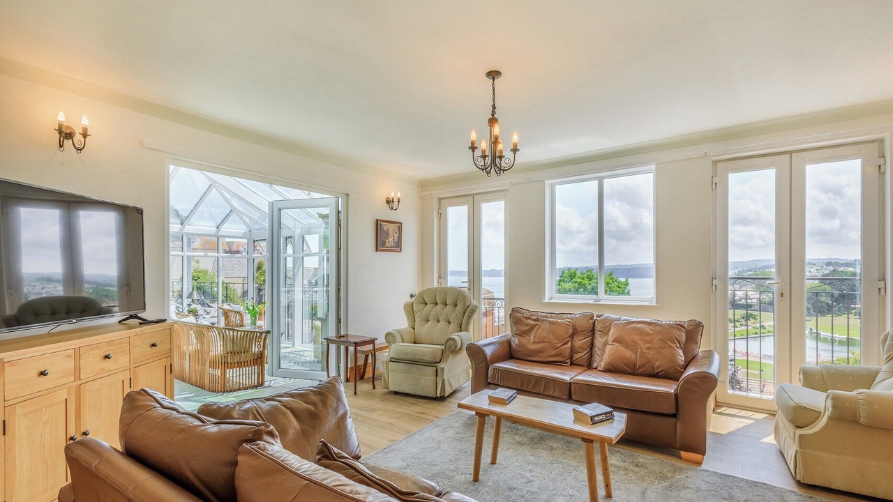 Photo of Bedroom in Roundham