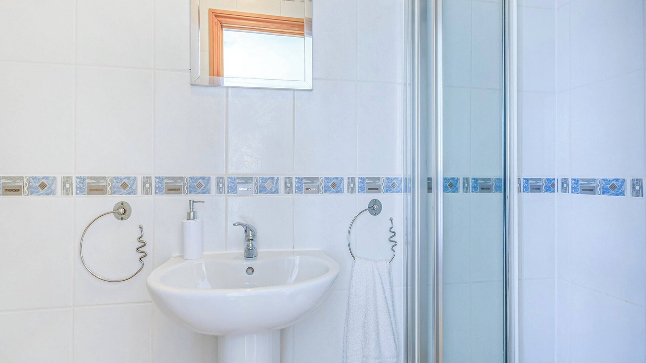 Photo of Bathroom in Roundham