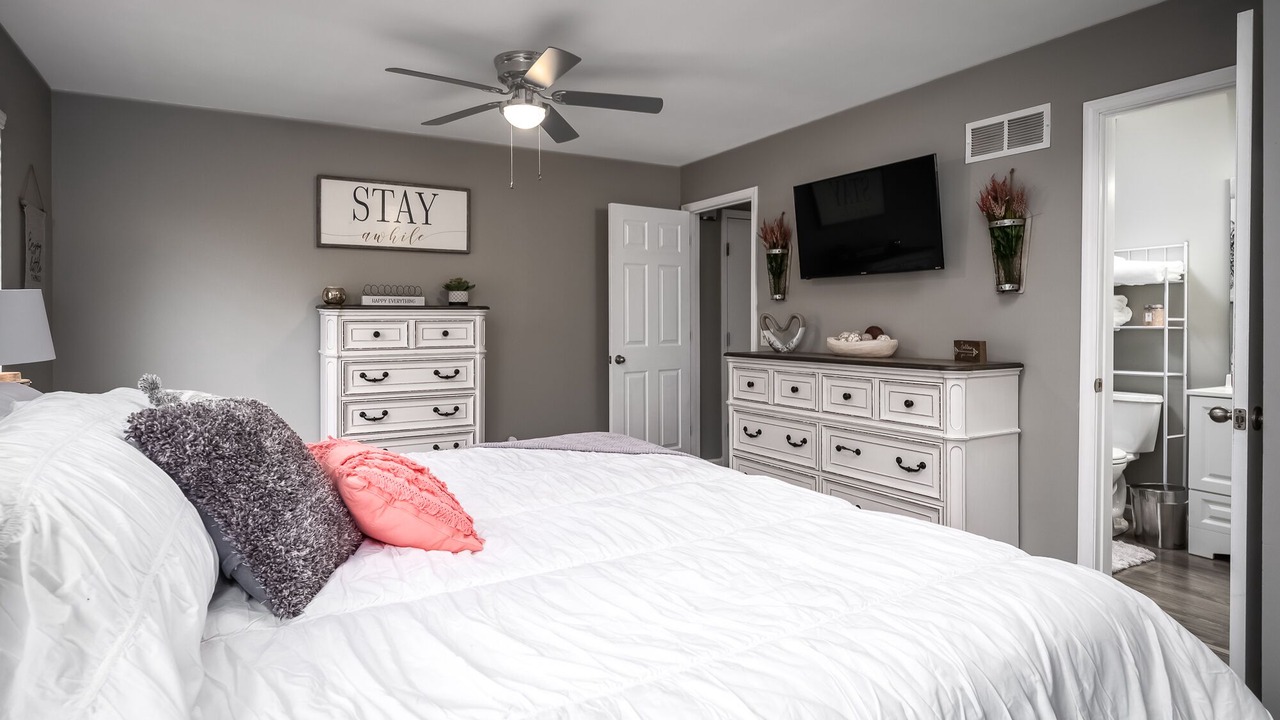 Photo of Bedroom in St. Peters