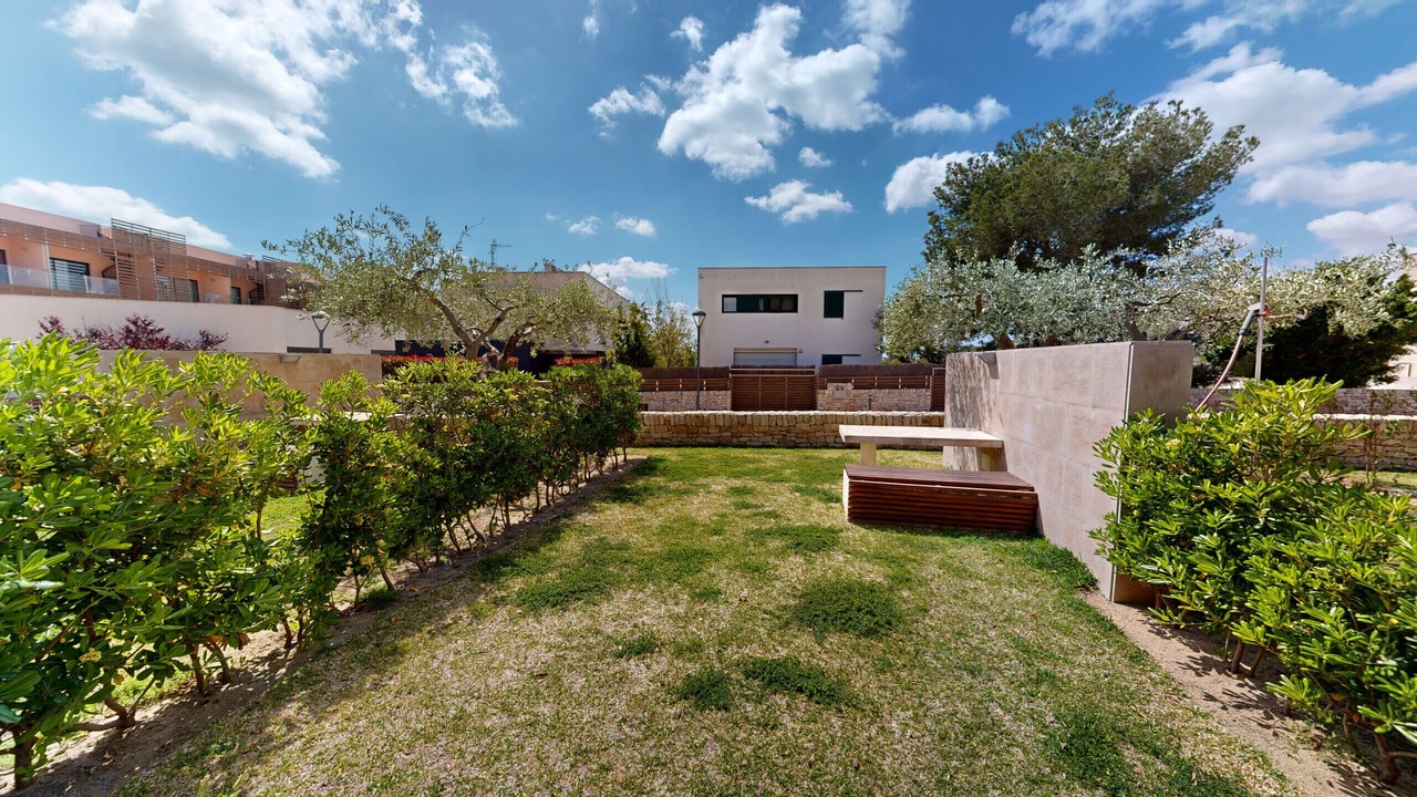 Photo of Patio Balcony in El Perello