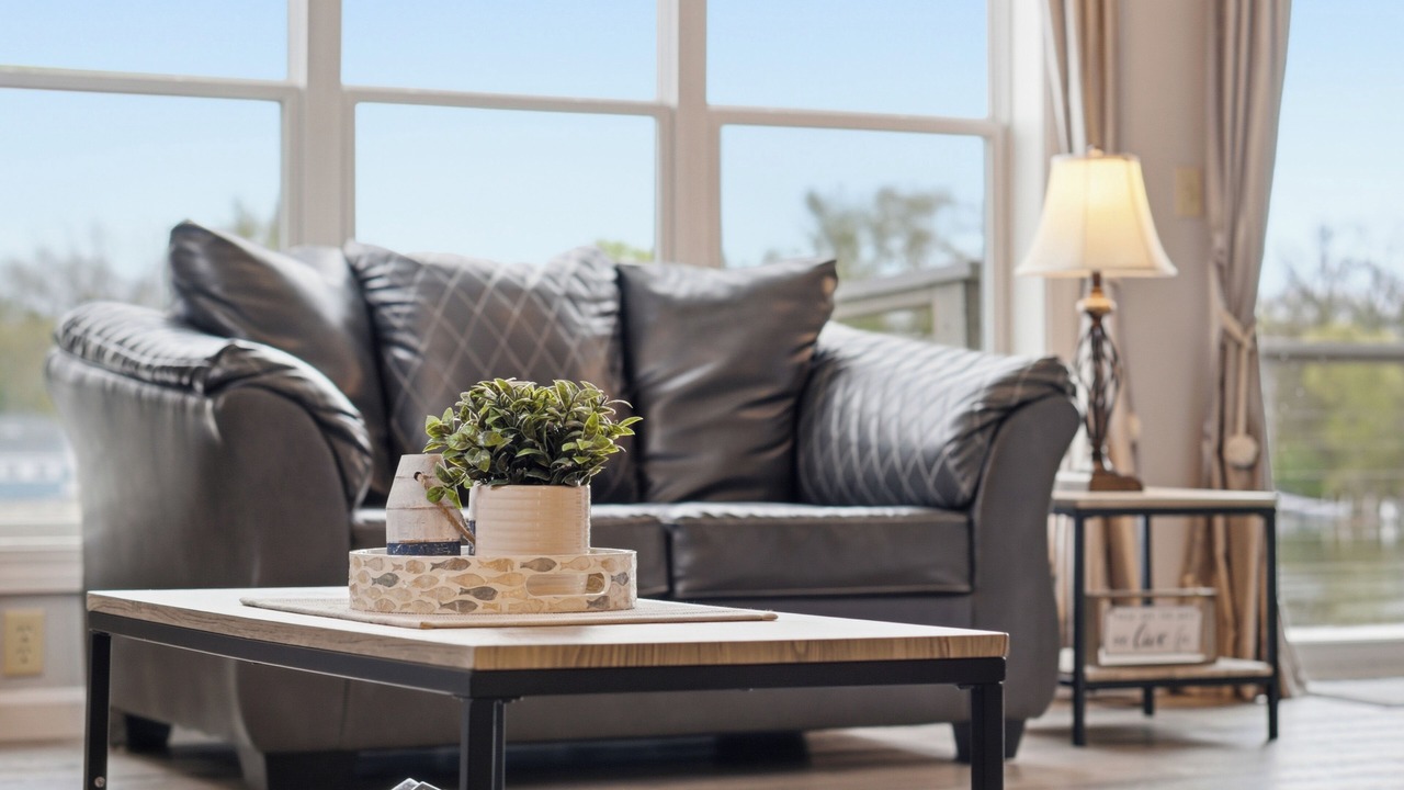 Photo of Livingroom in Fremont