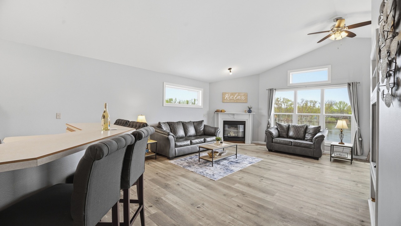 Photo of Livingroom in Fremont