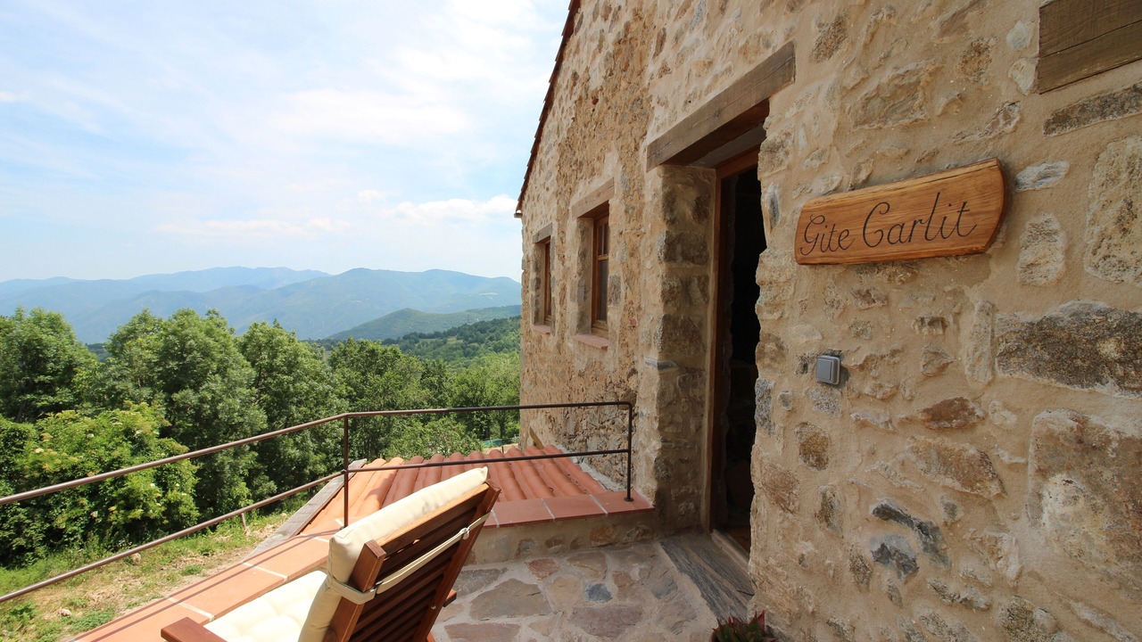 Photo of Patio Balcony in Corsavy