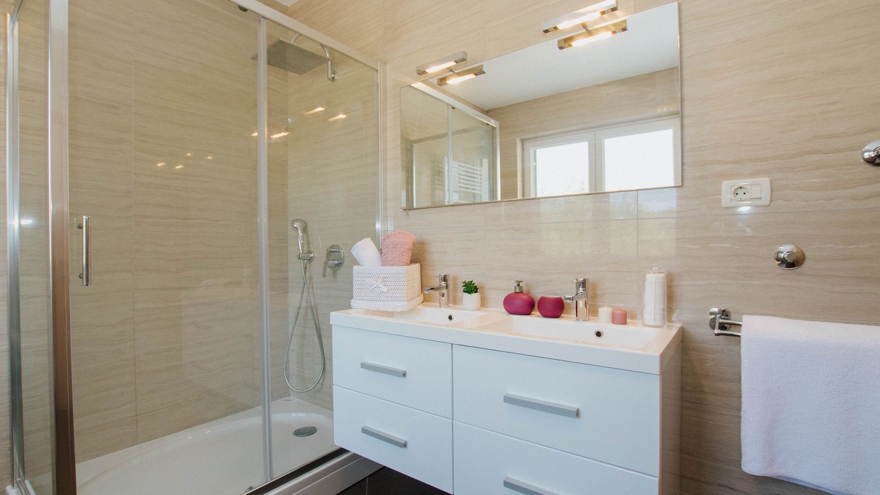 Photo of Bathroom in Marina