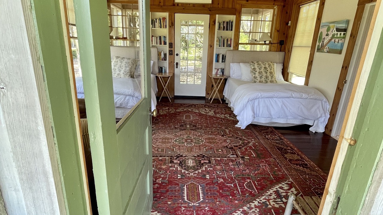 Photo of Bedroom in Shaw