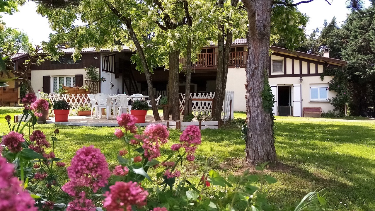 Photo of Outdoor in Puydarrieux