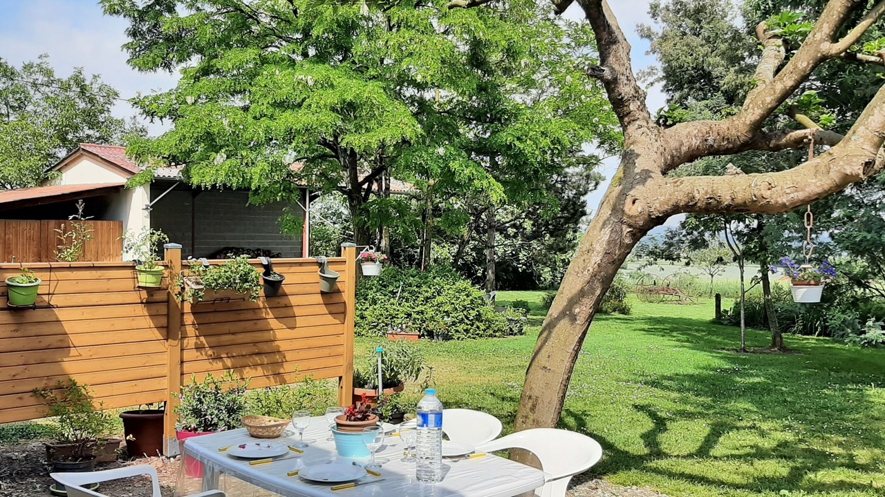 Photo of Outdoor in Puydarrieux