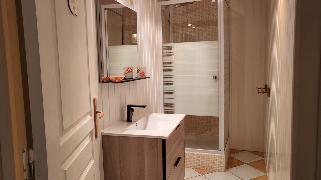 Photo of Bathroom in Gornac