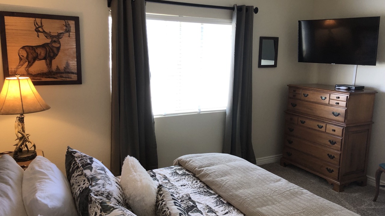 Photo of Bedroom in Williams