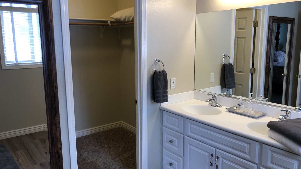 Photo of Bathroom in Williams