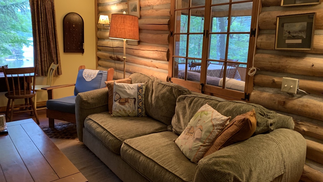 Photo of Livingroom in Silver Bay