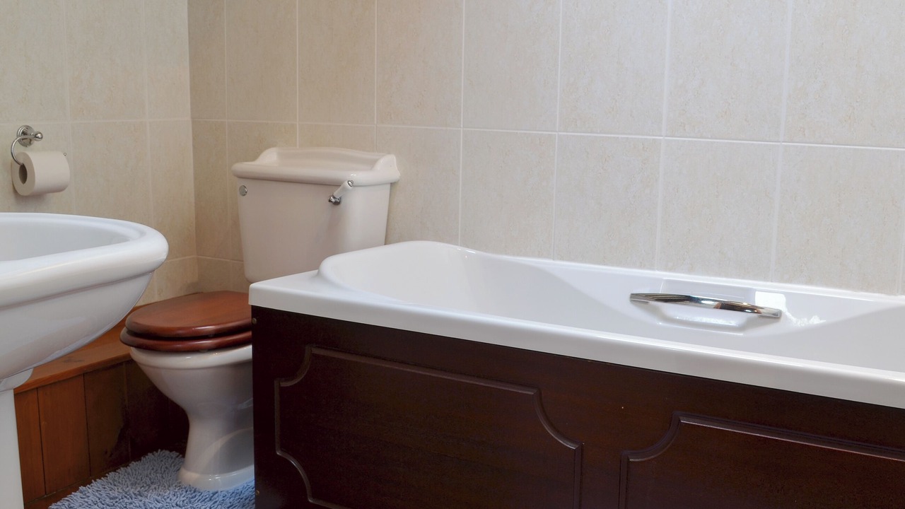 Photo of Bathroom in Foxley