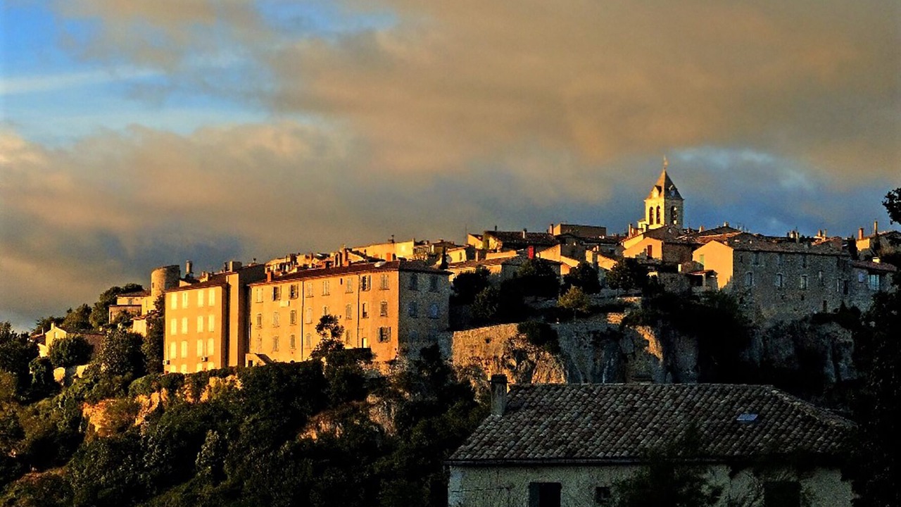 Photo of Outdoor in Aurel