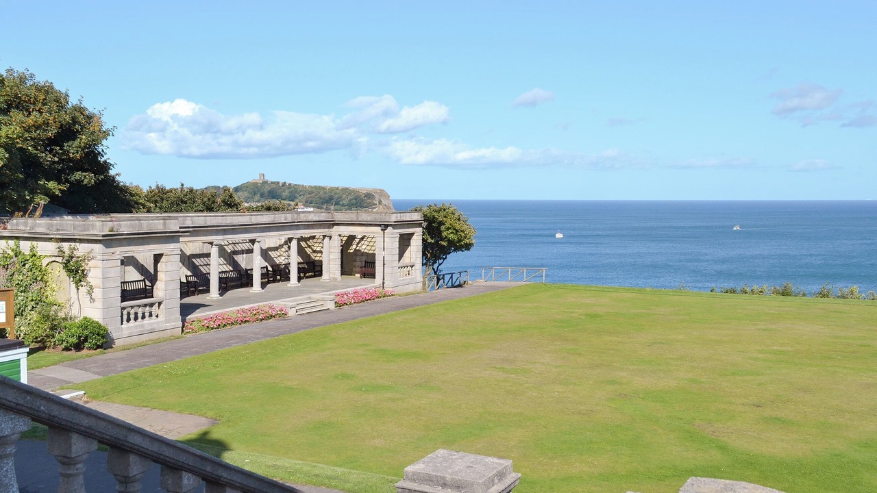 Photo of Others in South Cliff