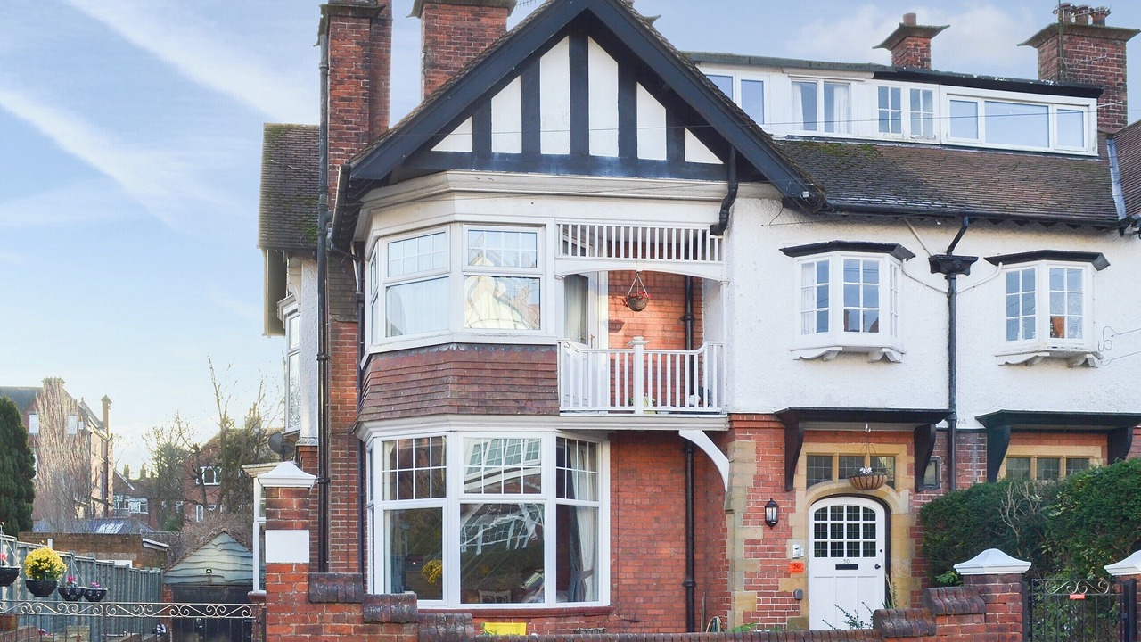 Photo of Others in South Cliff