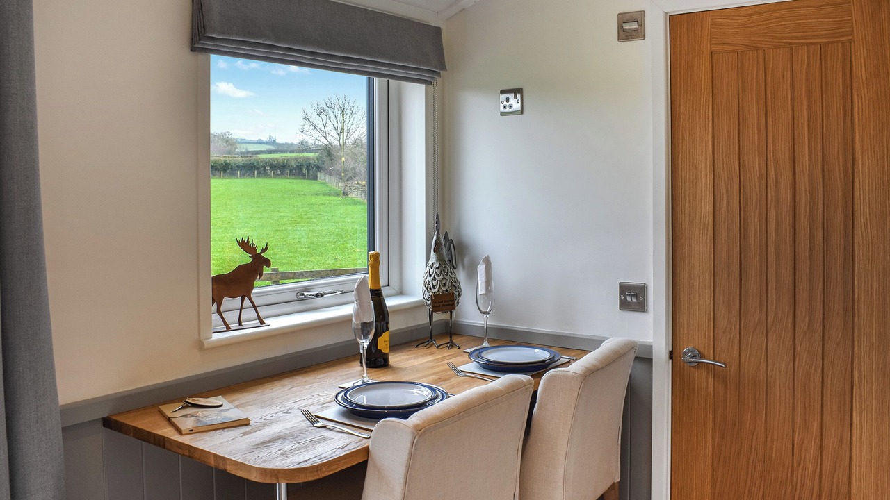 Photo of Others in Gilcrux