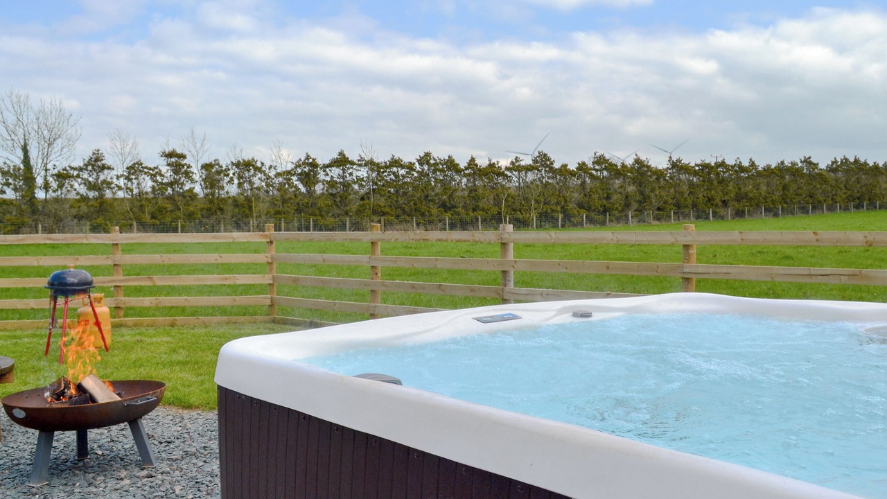 Photo of Others in Gilcrux