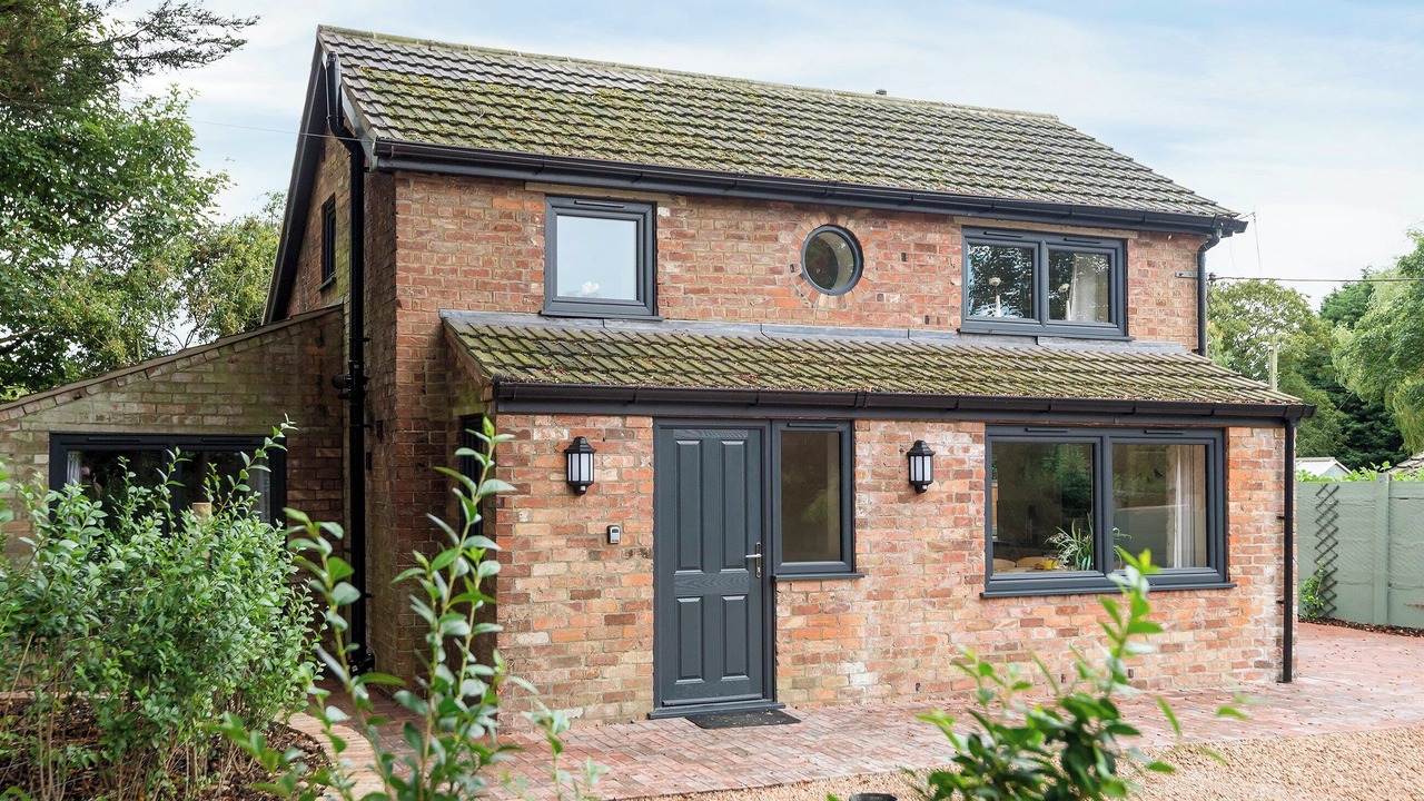 Photo of Outdoor in Alford