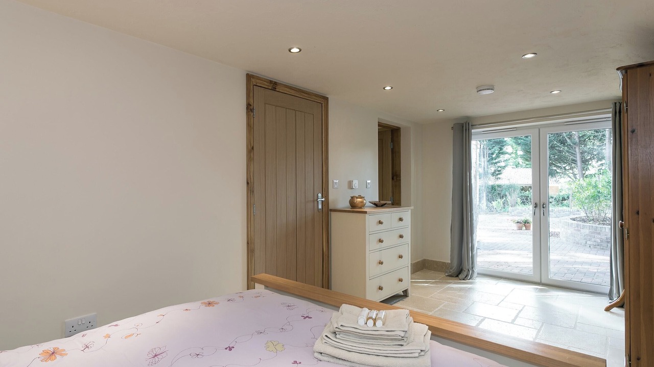 Photo of Others in Alford