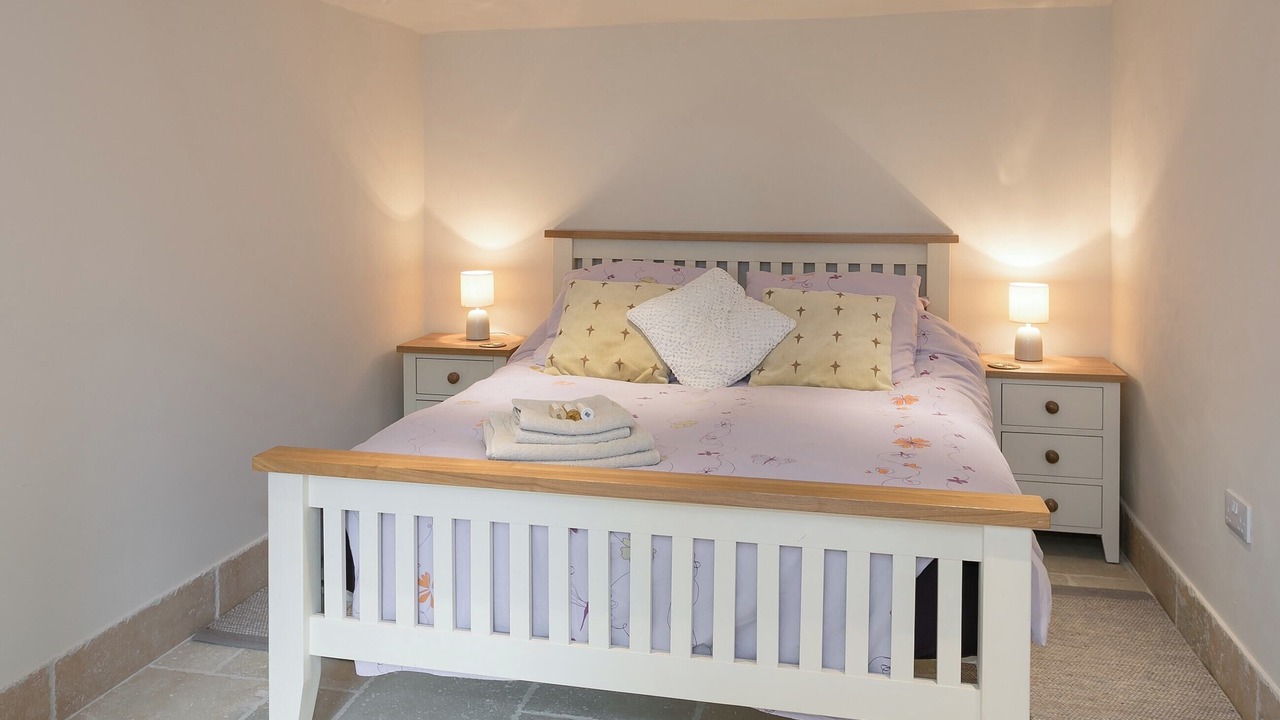 Photo of Others in Alford