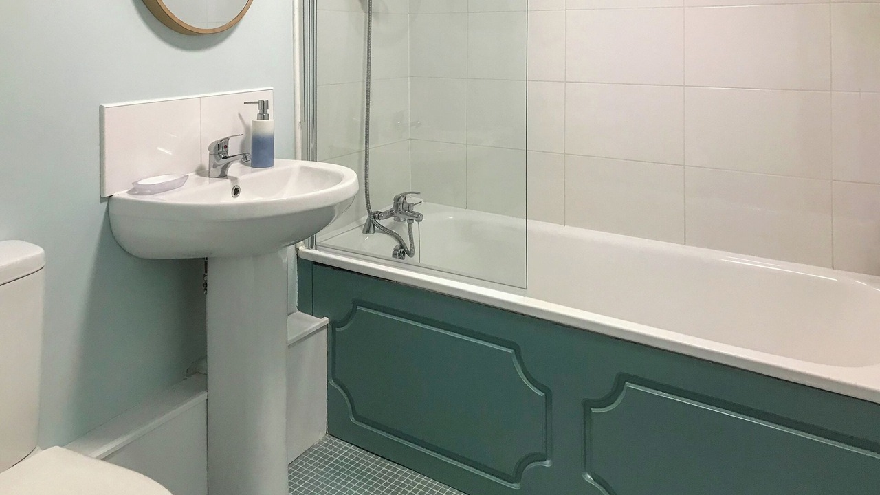 Photo of Bathroom in Middle Mayfield