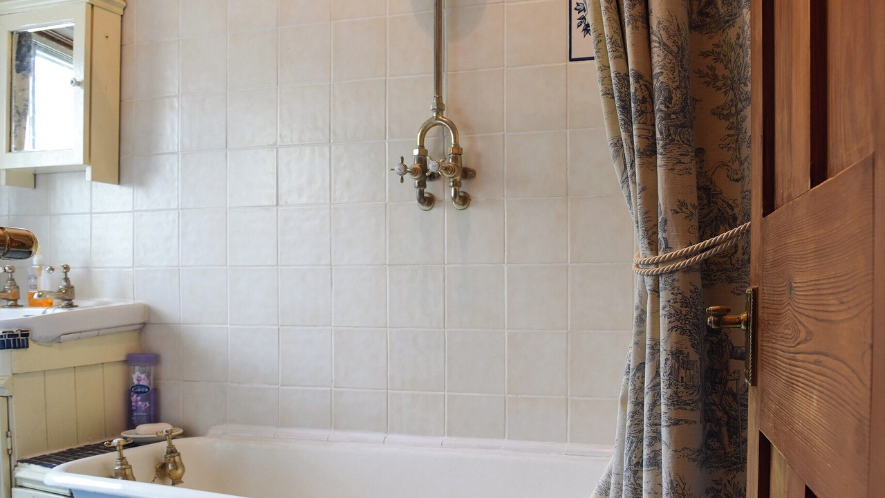 Photo of Bathroom in Flecknoe