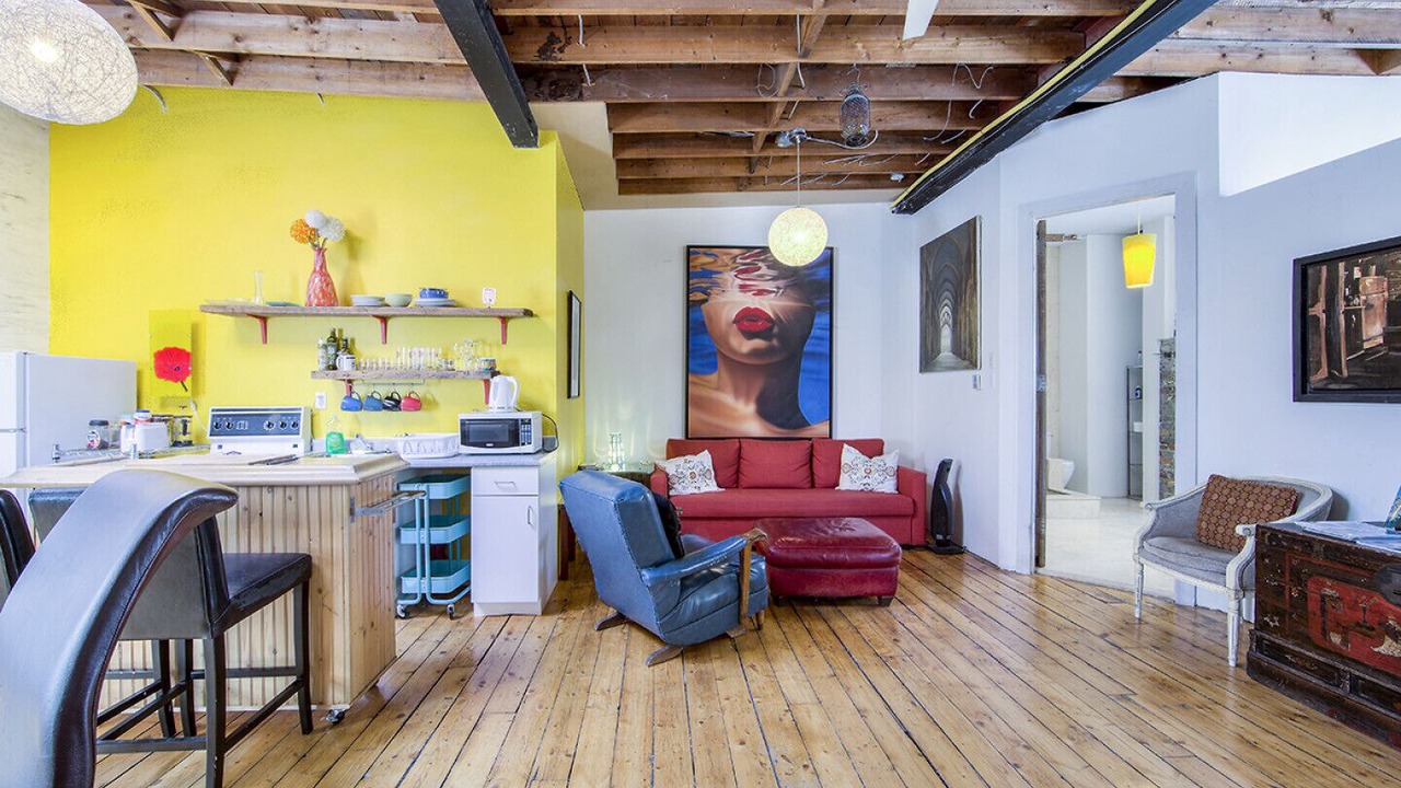 Photo of Livingroom in Little Portugal