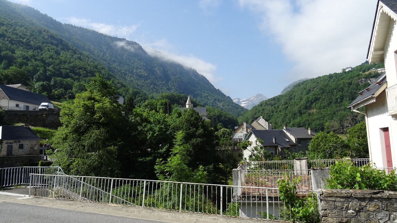 Photo of Outdoor in Gedre