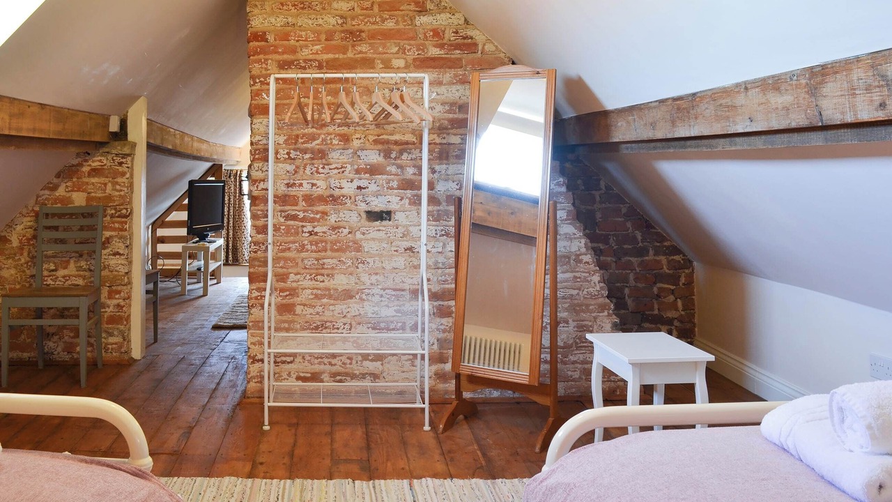 Photo of Others in Muston