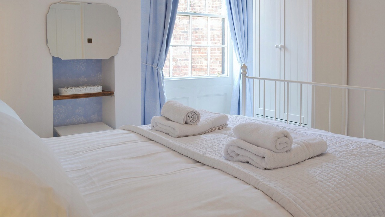 Photo of Bedroom in Muston