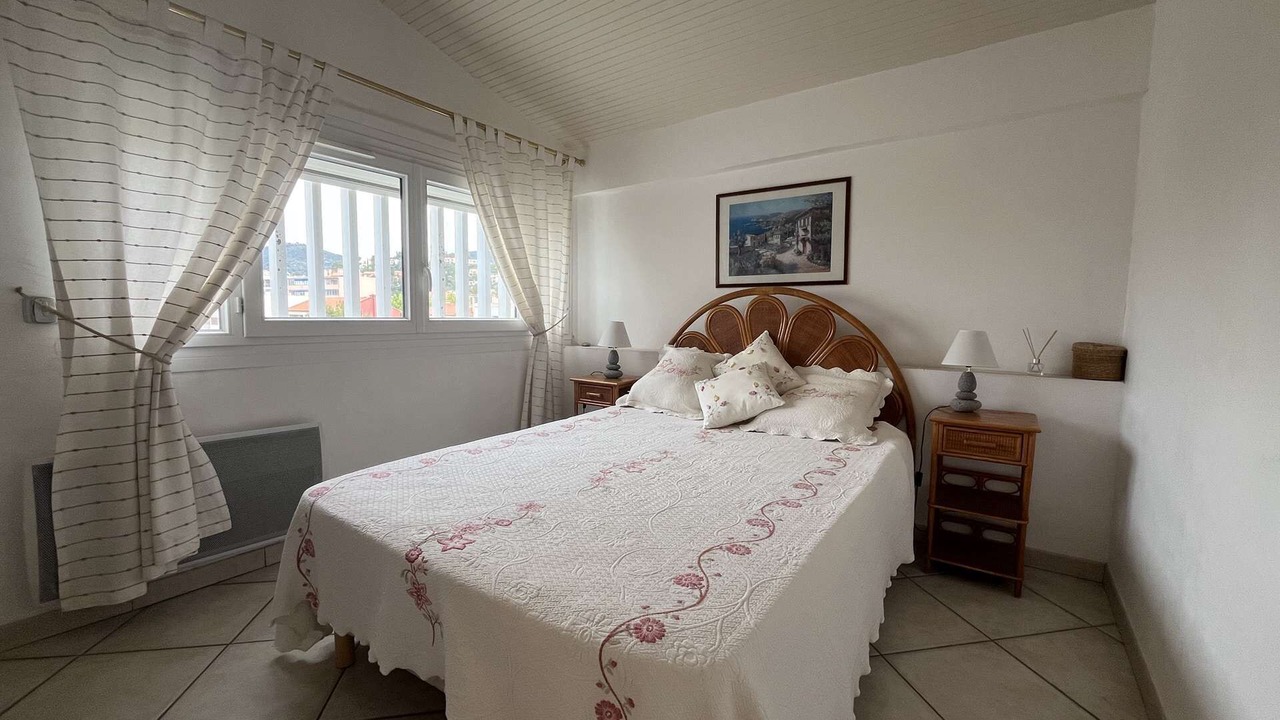 Photo of Bedroom in Le Lavandou
