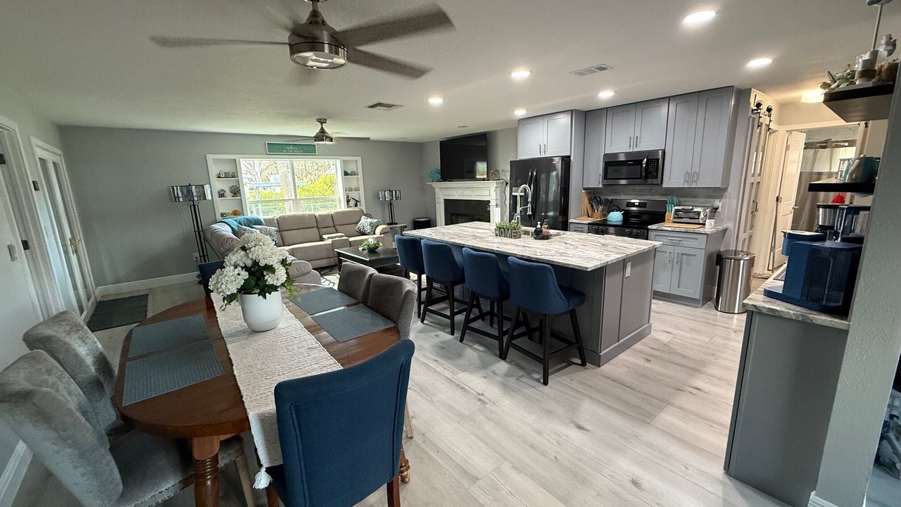 Photo of Others in Marthas Vineyard