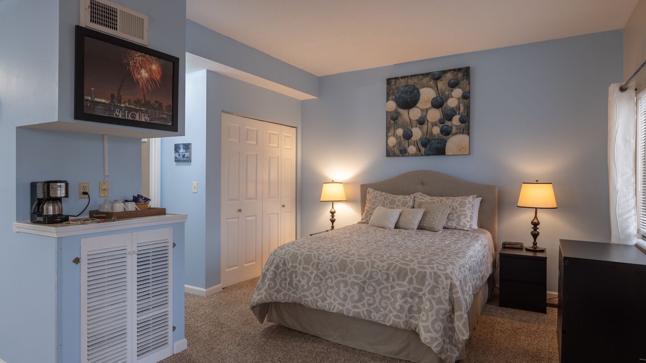 Photo of Bedroom in Innsbrook