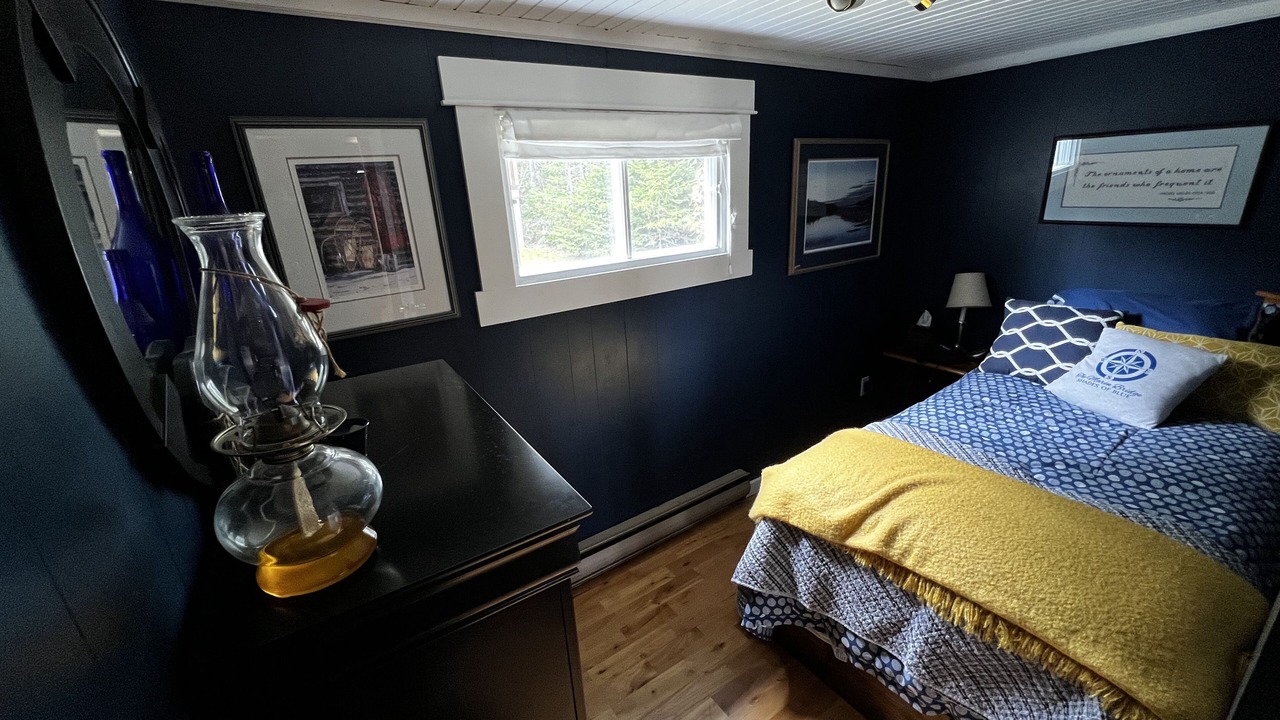 Photo of Bedroom in Tors Cove