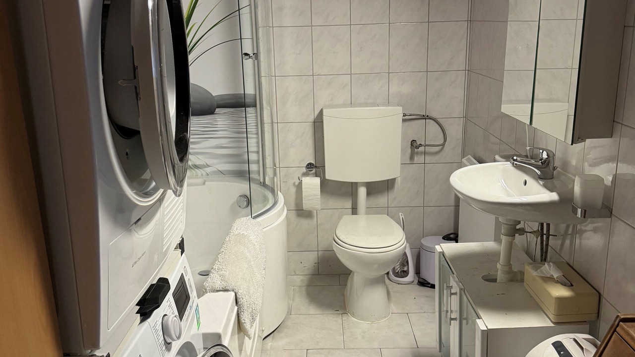 Photo of Bathroom in Wirzweli