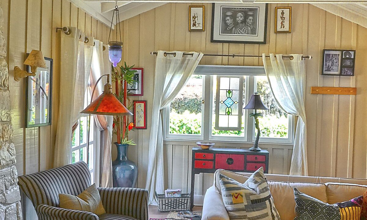 Photo of Livingroom in Monterey