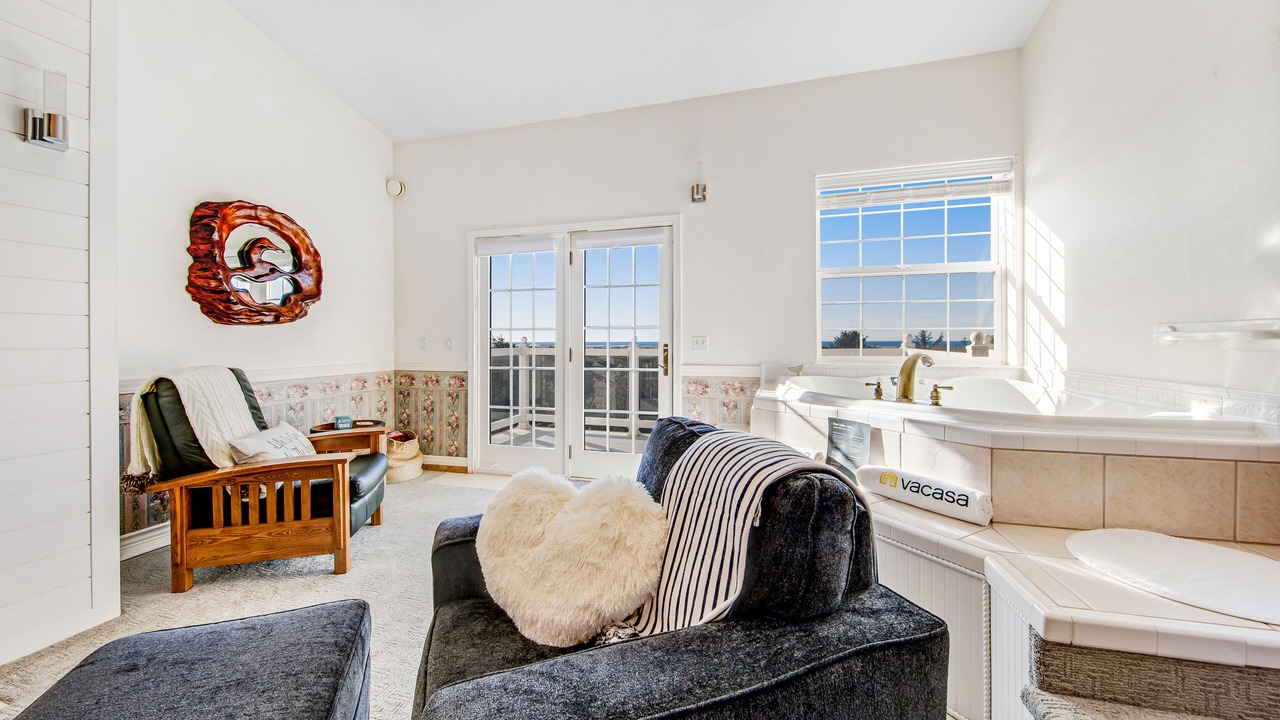 Photo of Bathroom in Ocean Shores