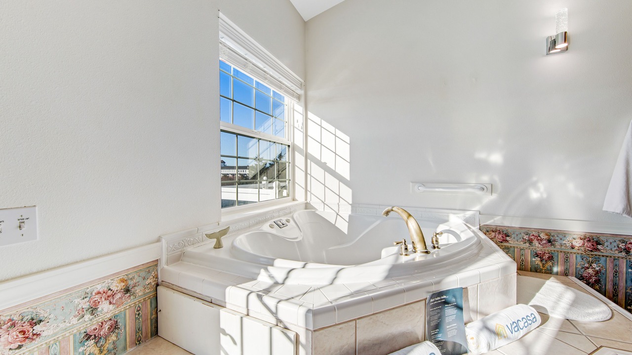 Photo of Bathroom in Ocean Shores