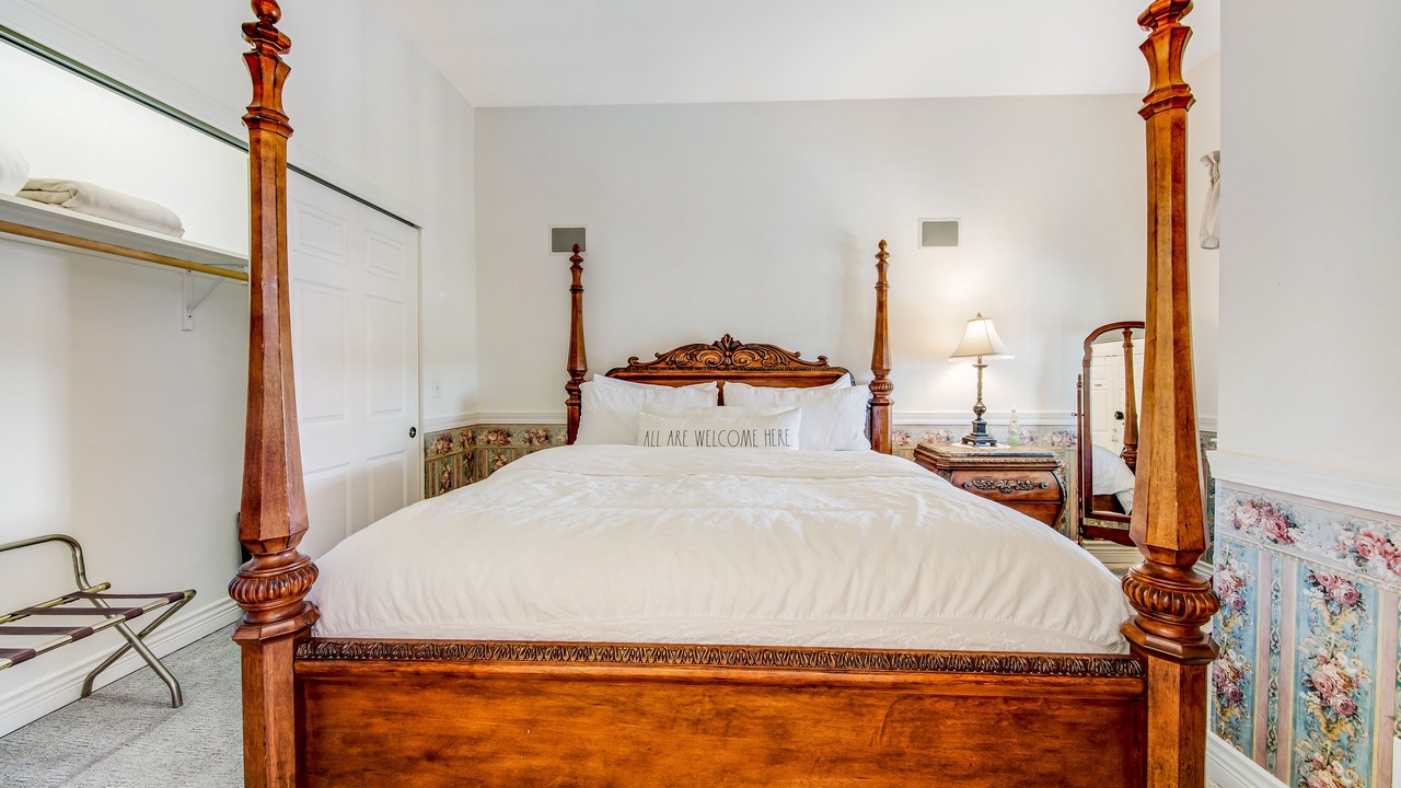 Photo of Bedroom in Ocean Shores