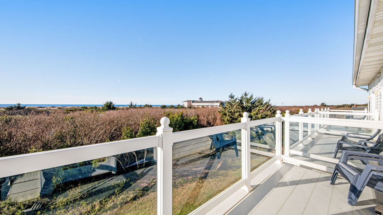 Photo of Patio Balcony in Ocean Shores