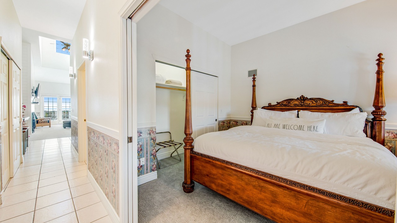 Photo of Bedroom in Ocean Shores