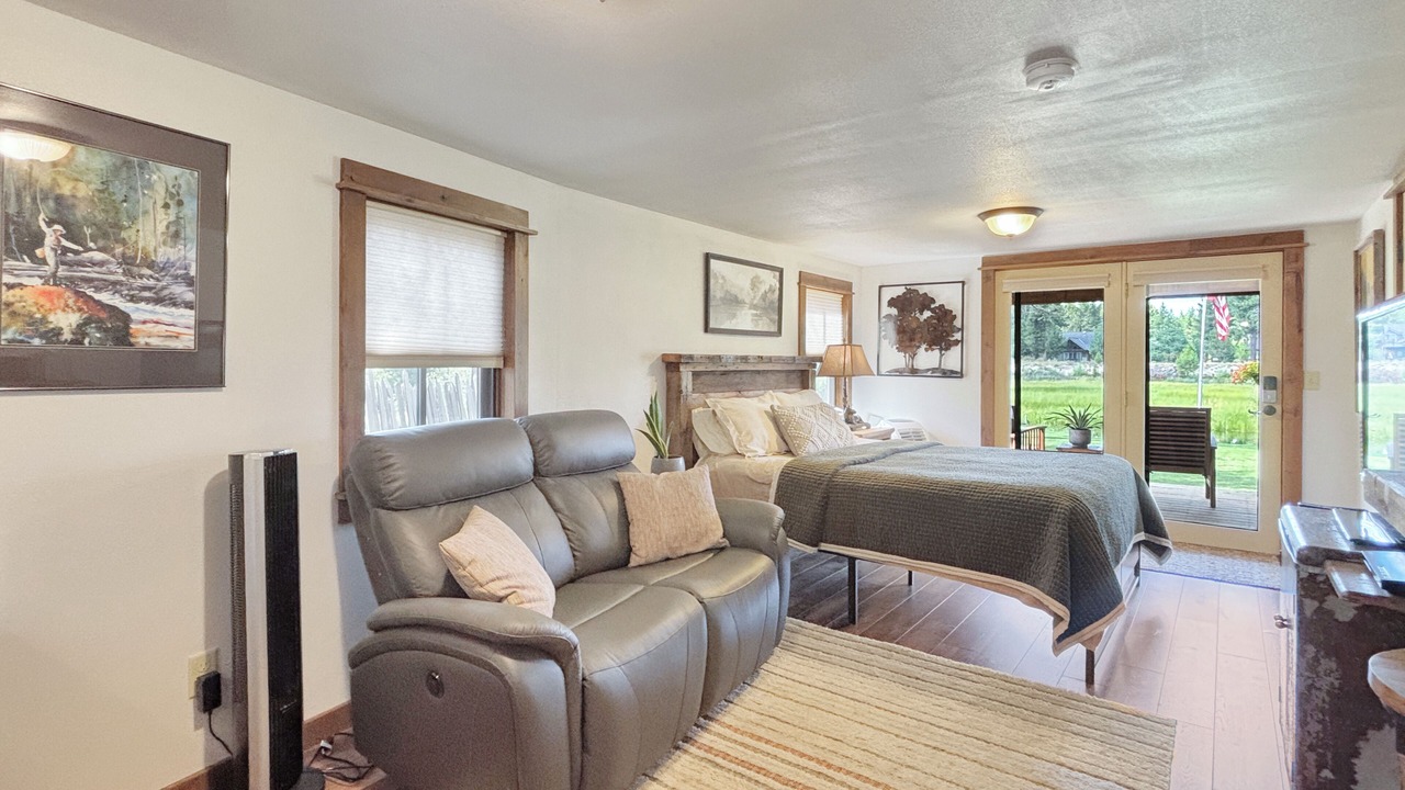 Photo of Bedroom in Three Rivers