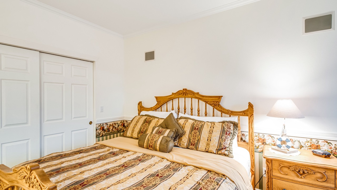 Photo of Bedroom in Ocean Shores