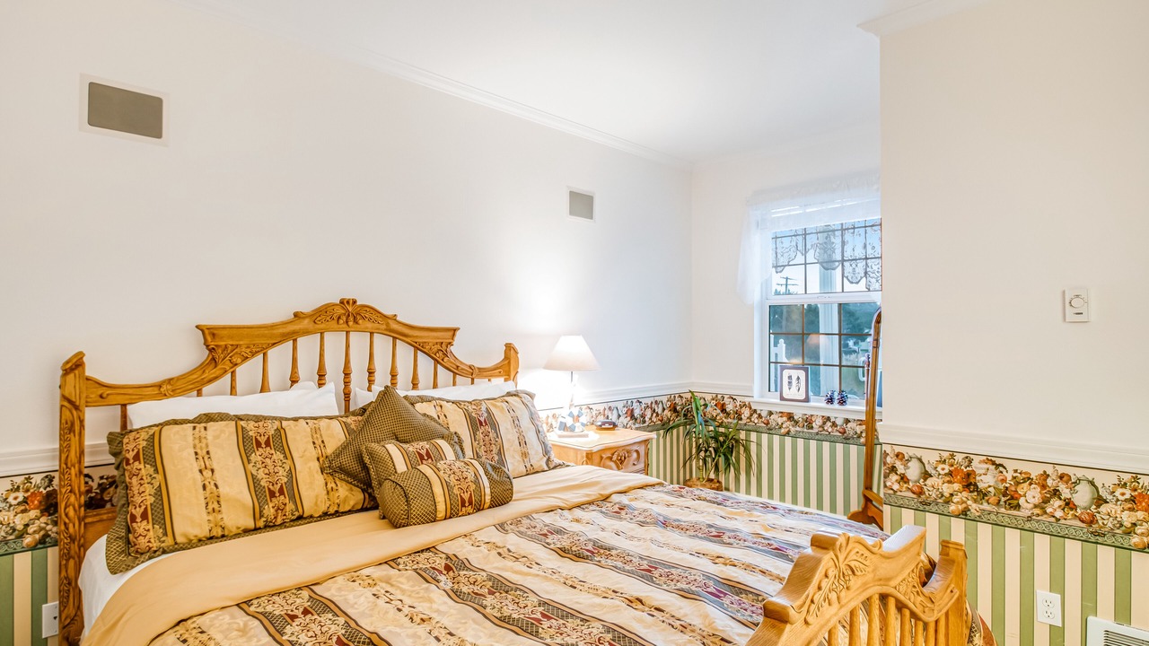 Photo of Bedroom in Ocean Shores