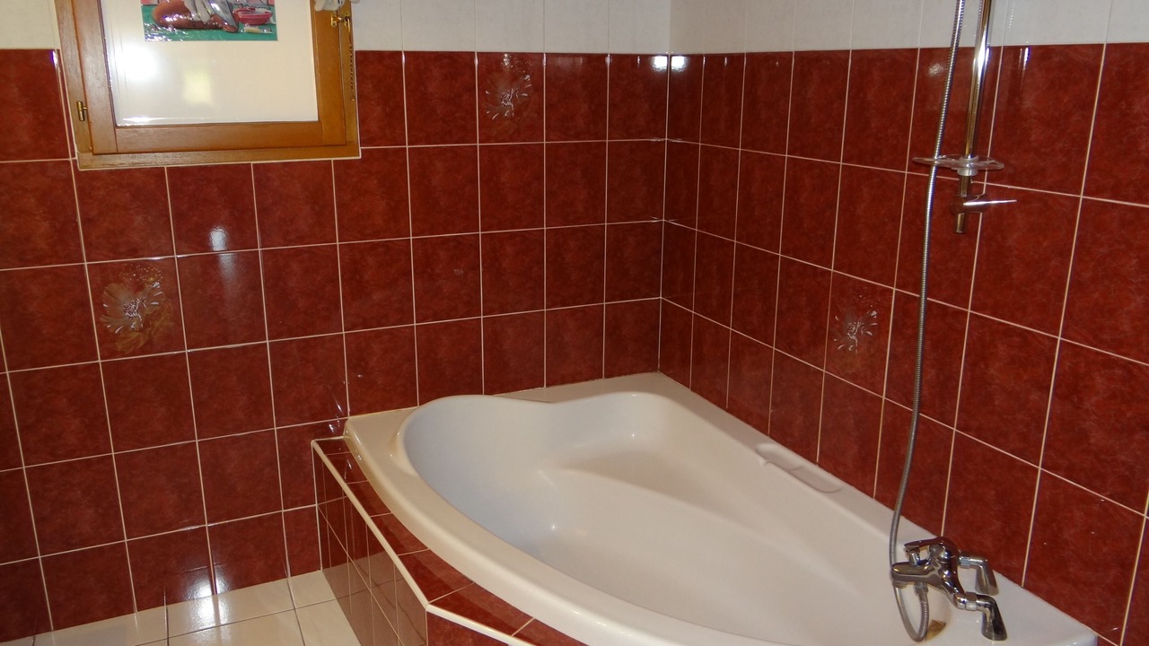 Photo of Bathroom in Entraigues-sur-la-Sorgue