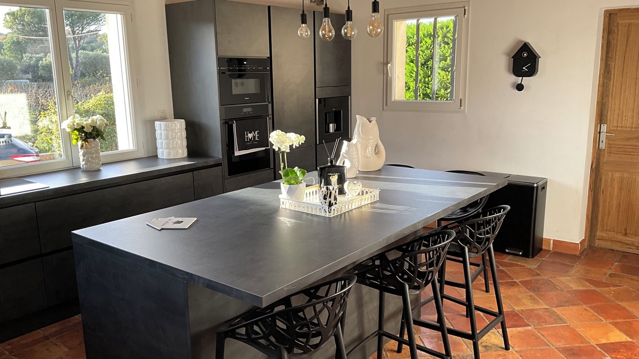Photo of Kitchen in Saint-Laurent-des-Arbres