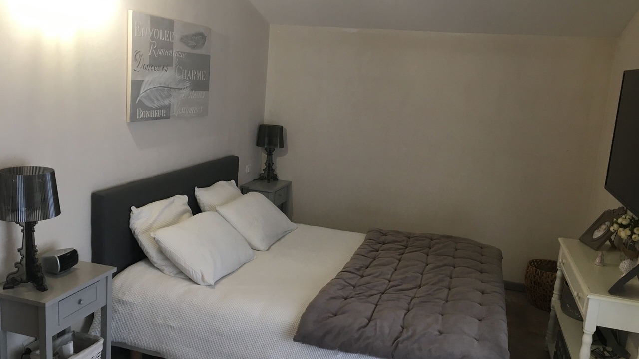 Photo of Bedroom in Saint-Laurent-des-Arbres