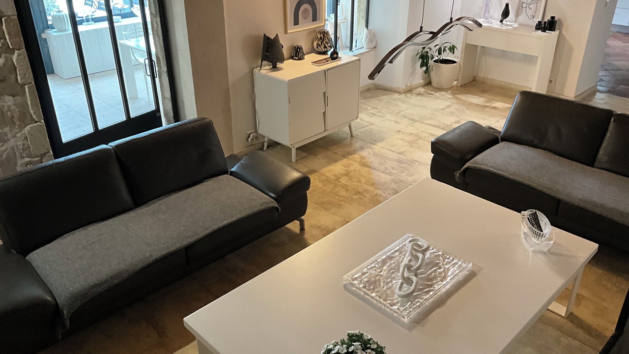 Photo of Livingroom in Saint-Laurent-des-Arbres