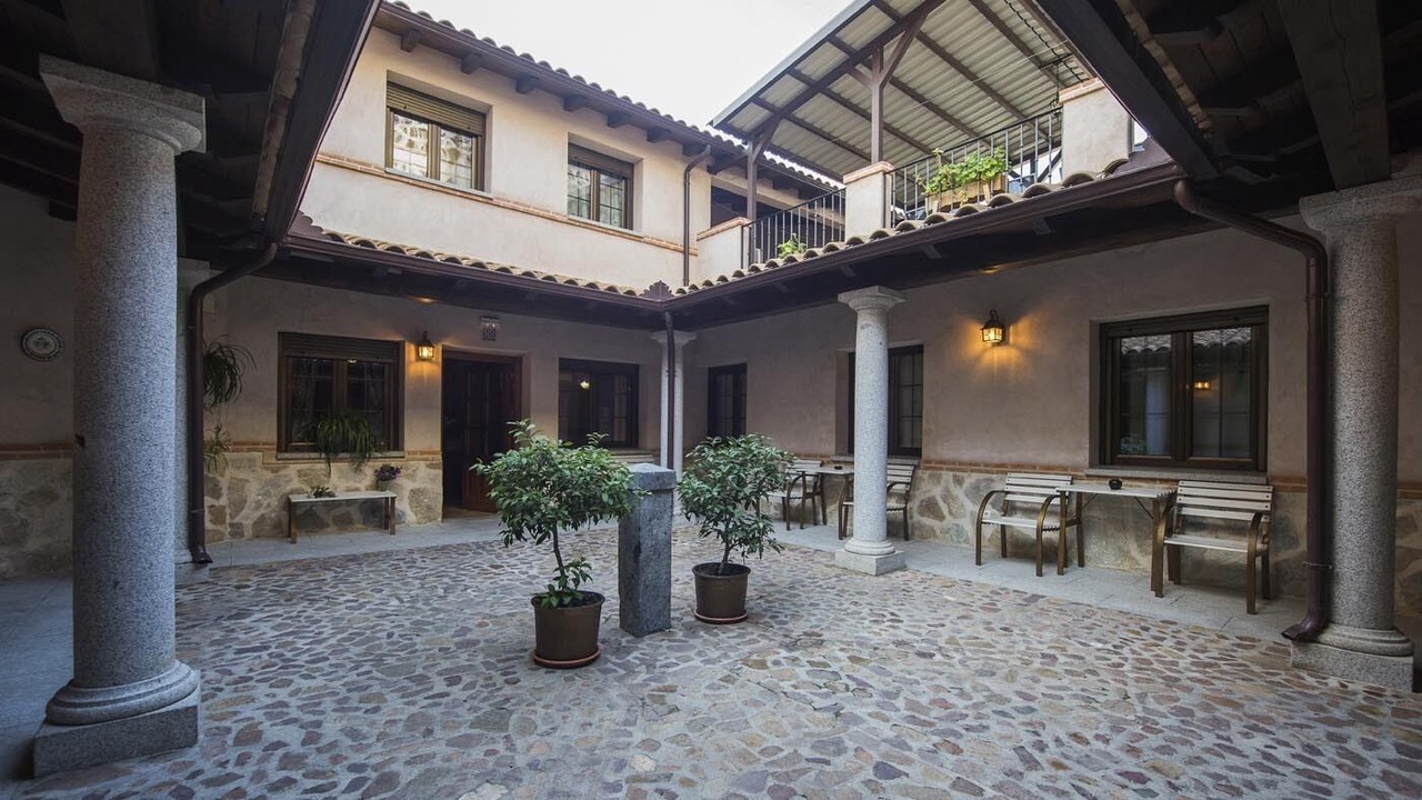 Photo of Patio Balcony in Urda