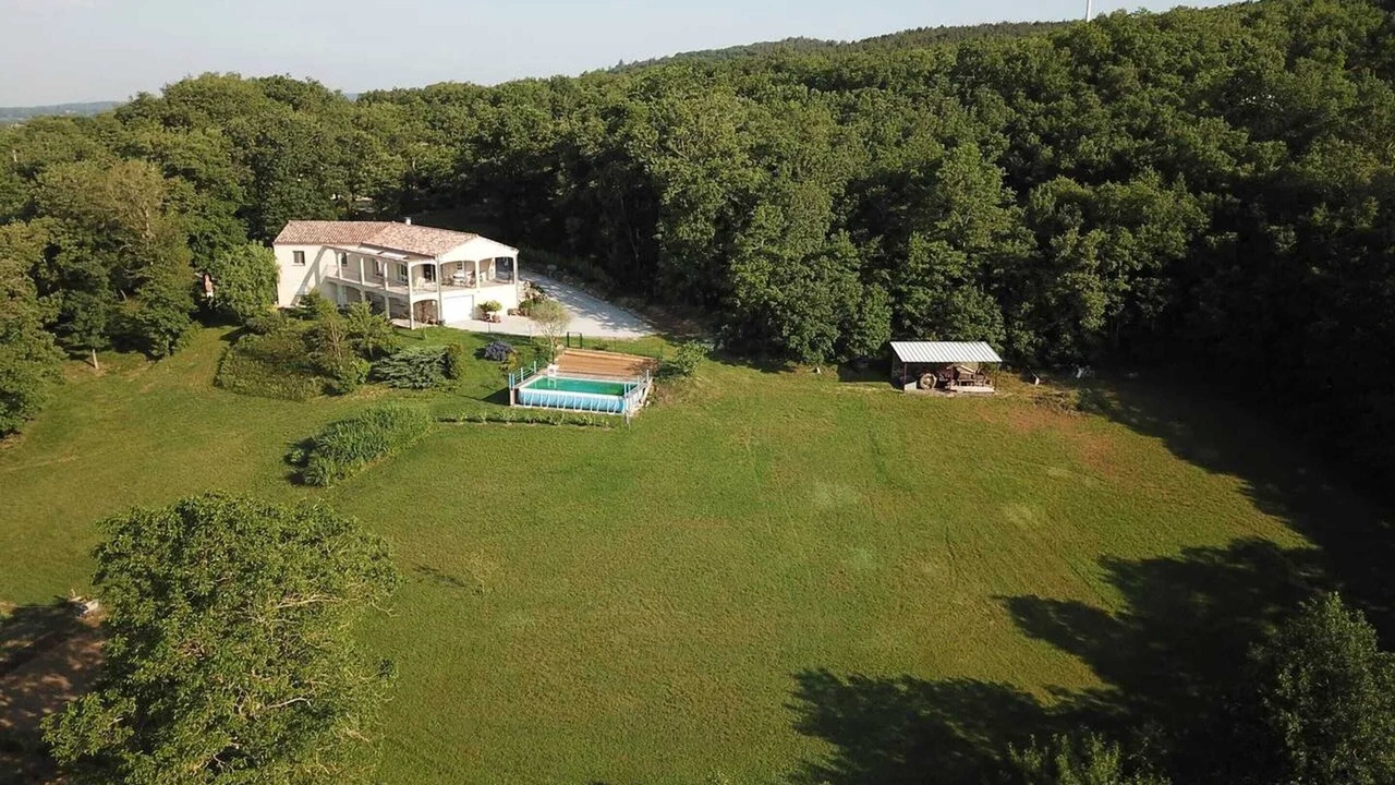 Photo of Others in Cuq